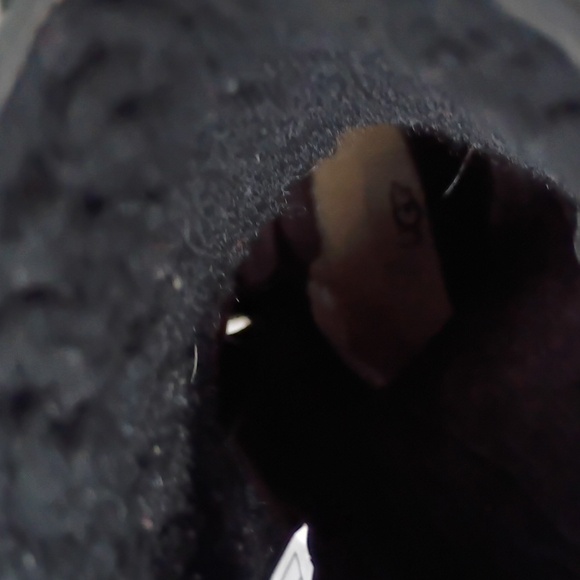 UGG WATERPROOF TALL BOOTS - Picture 9 of 9